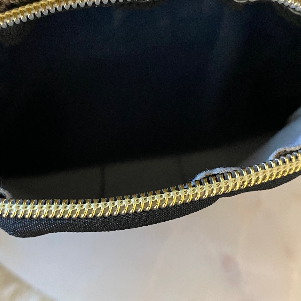 GD Monogram Mini Crossbody Bag with Striped Detail - Picture 6 of 8